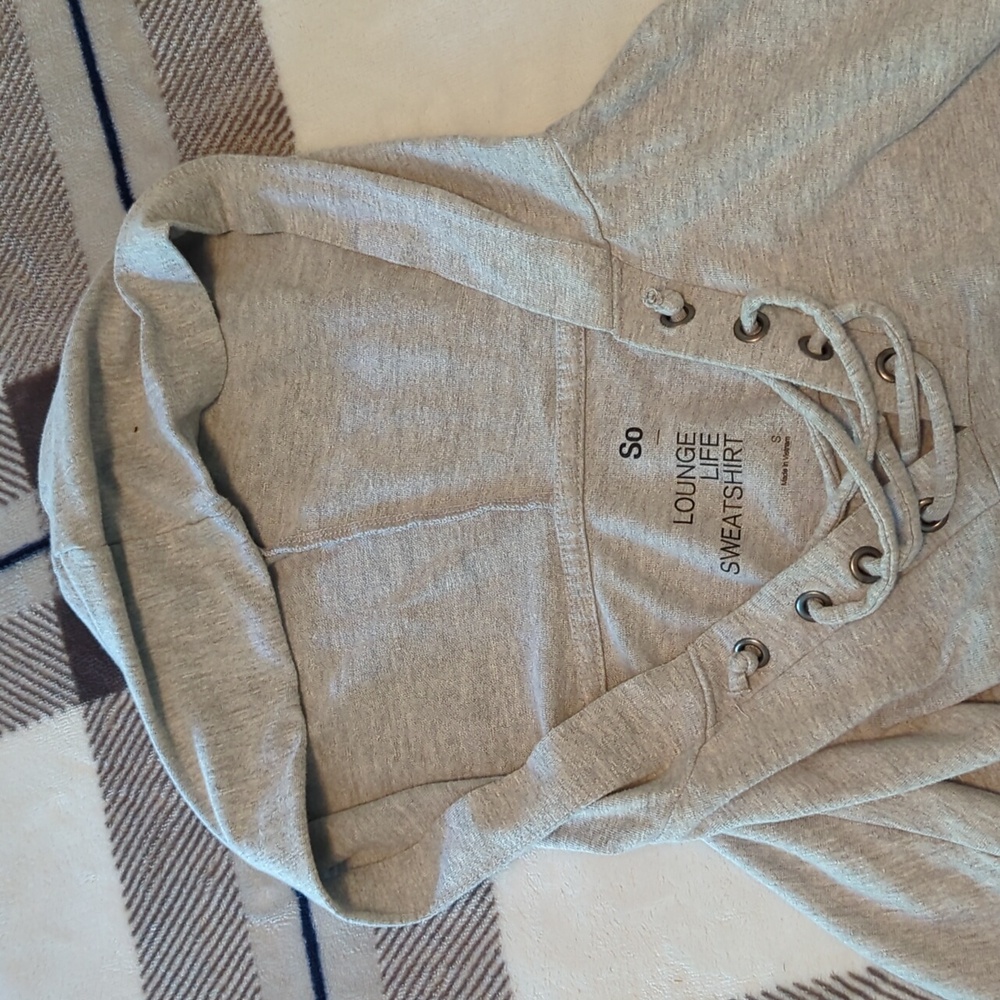 So Lounge Life Cropped Hooded Sweatshirt - Picture 4 of 6